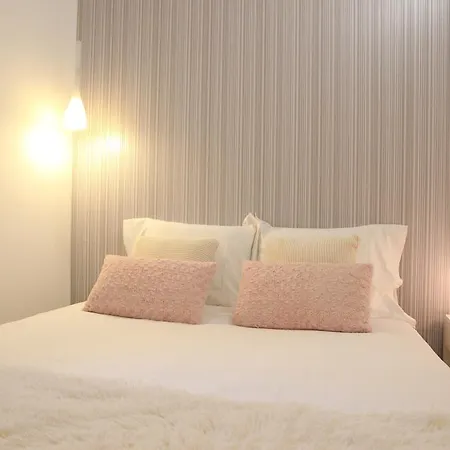 Apartamento Find Me...alfama, Old Quarter *